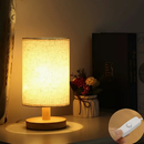 Lâmpada de Mesa em Madeira Moderna (USB)